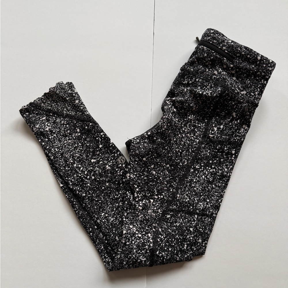 Lululemon Black Reflective Leggings size 2